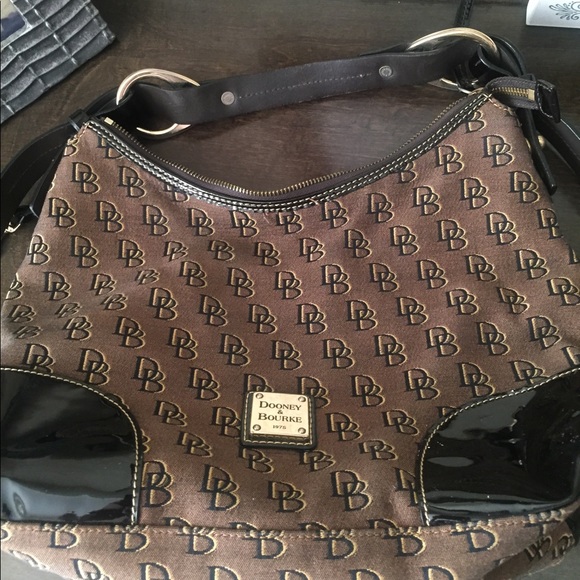 Dooney & Bourke Shoulder Bag - Picture 1 of 2
